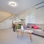 Two Levels Апартаменты Переа
